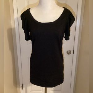 Womens short ruched sleeve scoop neck top